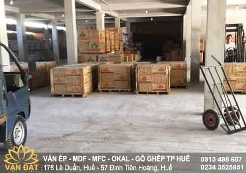 go-mdf-1m2-van-dat-tp-hue-sieu-thi-dai-quang-gach-men