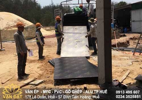 resort-vinh-thanh-cung-cap-van-ep-phu-phim