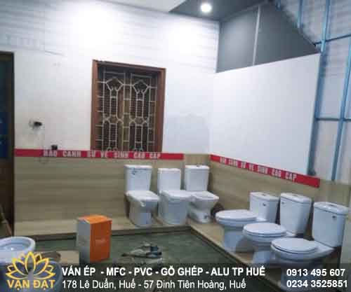 showroom-gach-men-thi-cong-van-go-mfc
