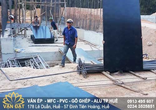 van-ep-phu-phim-cong-trinh-coppha-la-son-tuy-loan
